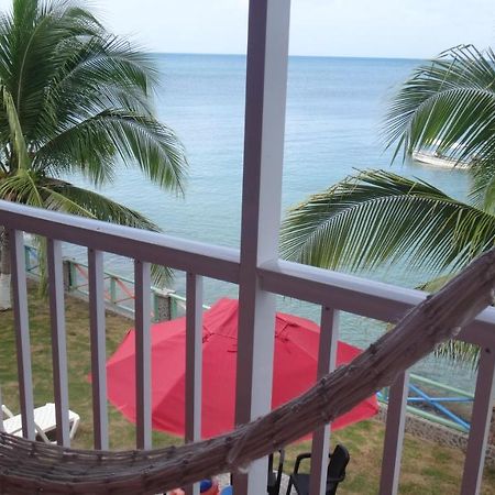 Hotel Posada Del Mar Fresh Water Bay Екстериор снимка