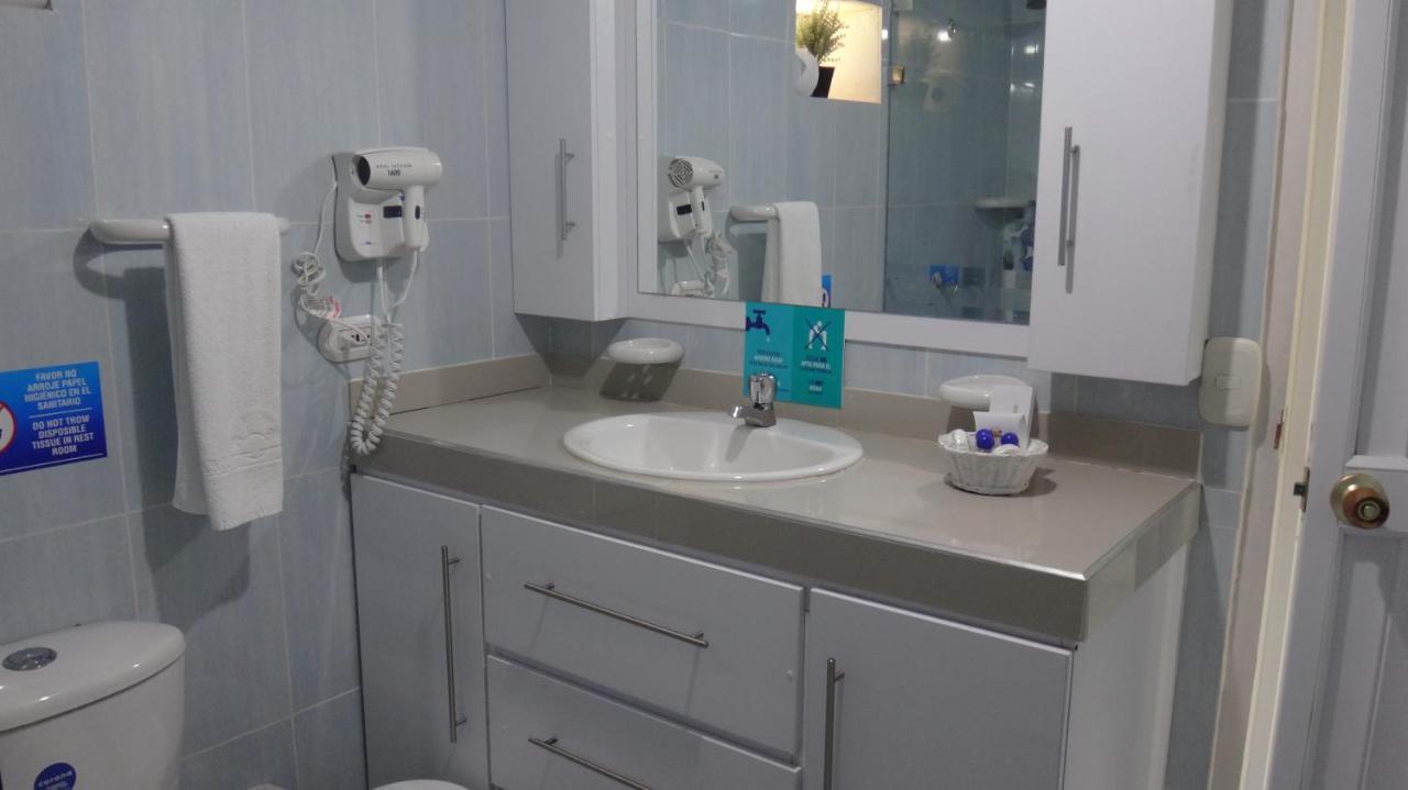 Hotel Posada Del Mar Fresh Water Bay Екстериор снимка